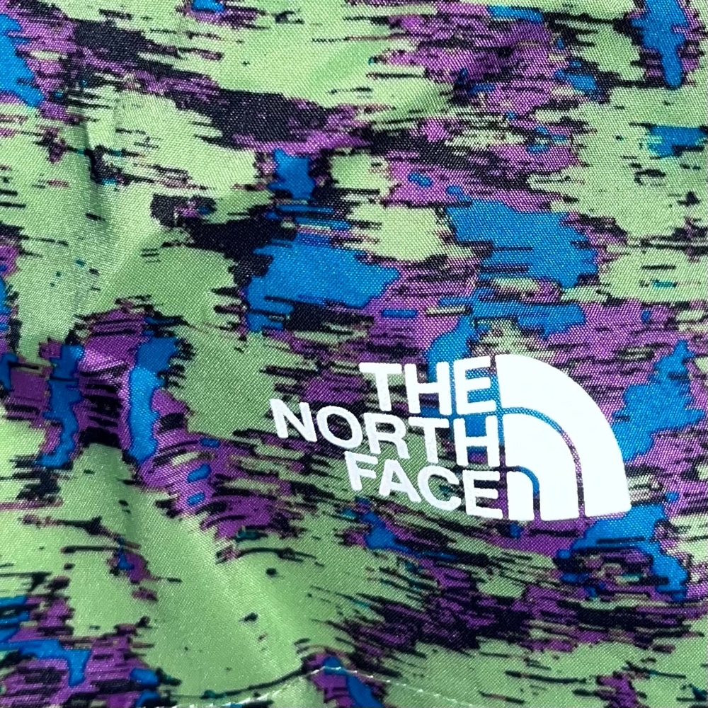 The North Face Altertude Short NWT Size XL Paint Splatter Print Zip Pocket - Picture 7 of 10